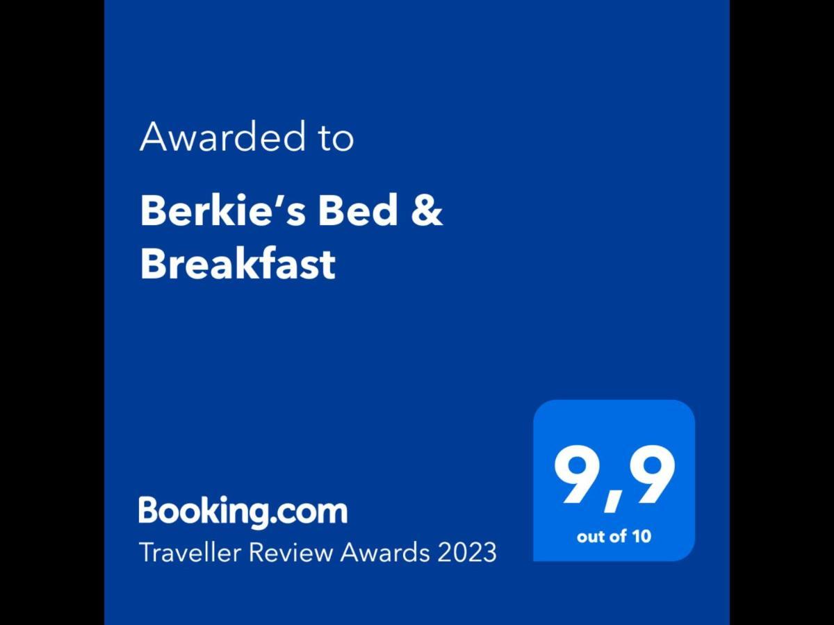Berkie'S Bed & Breakfast Port Alberni Exterior foto